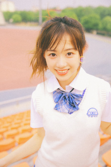 美丽小蜜蜂1
